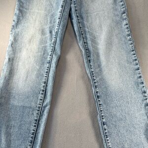 Womens Light Wash Levis Jeans 314 Shaping Straight Size 28 By 30 Preowned